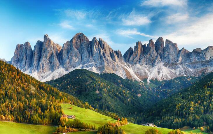 Landschaft der italienischen Dolomiten nahe Santa Maddalena