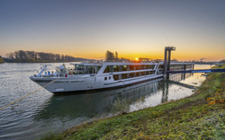 Flusskreuzfahrtschiff