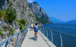 Radweg Ciclopista del Garda direkt am Gardasee