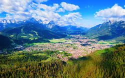 Garmisch-Partenkirchen im Sommer