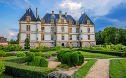 Le Château de Cormatin et ses Jardins en Bourgogne
