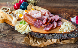 Brettljausn - Wurst- und Käse-Platte