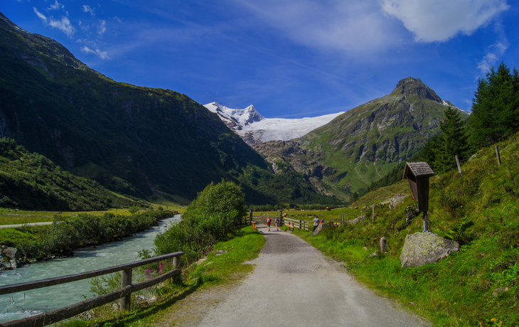 Blick auf Großvenediger an der Grenze von Osttirol zu Salzburg, Österreich
