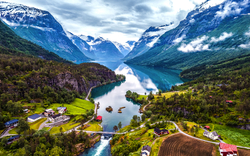 Luftaufnahme der norwegischen Fjorde