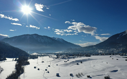Winterpanorama von Imst in Tirol